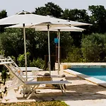 Masseria Soluco Nocleg ze śniadaniem 4*