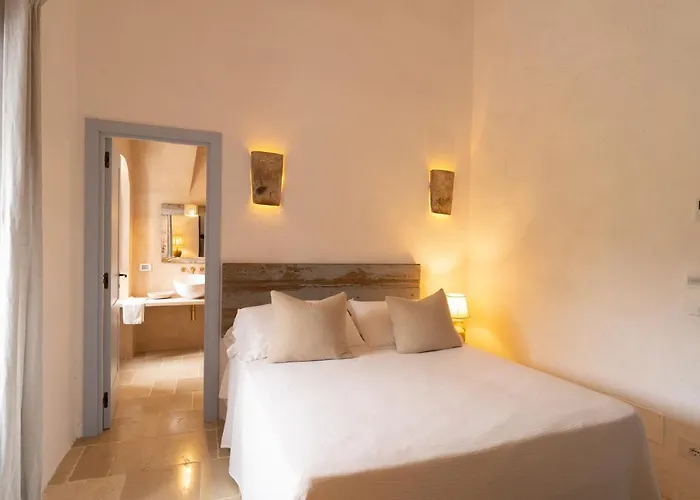 Alojamento de Acomodação e Pequeno-almoço Masseria Soluco 4*