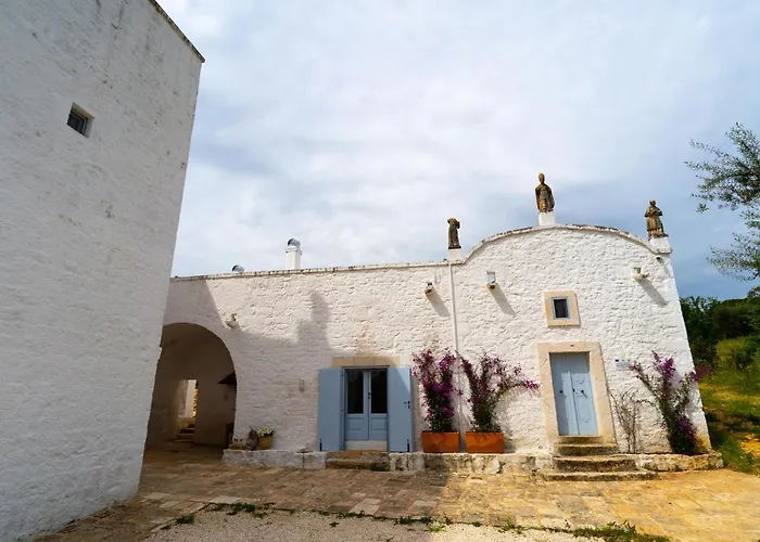 Alojamento de Acomodação e Pequeno-almoço Masseria Soluco 4*