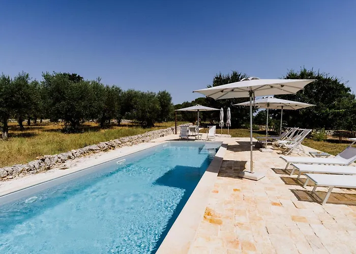 Alojamento de Acomodação e Pequeno-almoço Masseria Soluco 4*