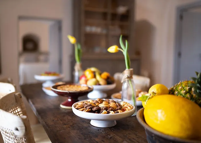 Alojamento de Acomodação e Pequeno-almoço Masseria Soluco 4*